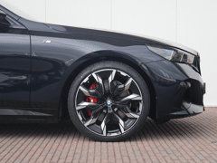 BMW i5 M60 xDrive 84 kWh - Afbeelding 5