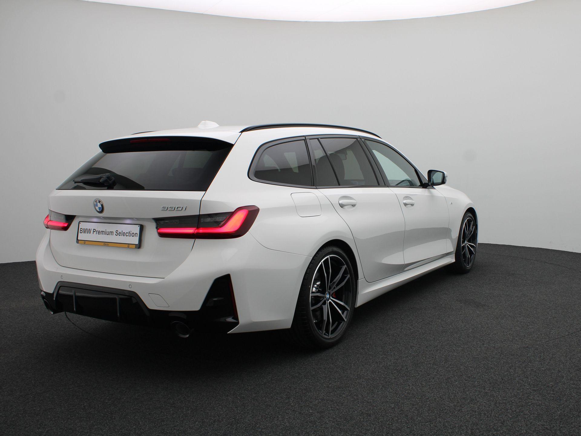 BMW 3 Serie Touring 330i - Afbeelding 2