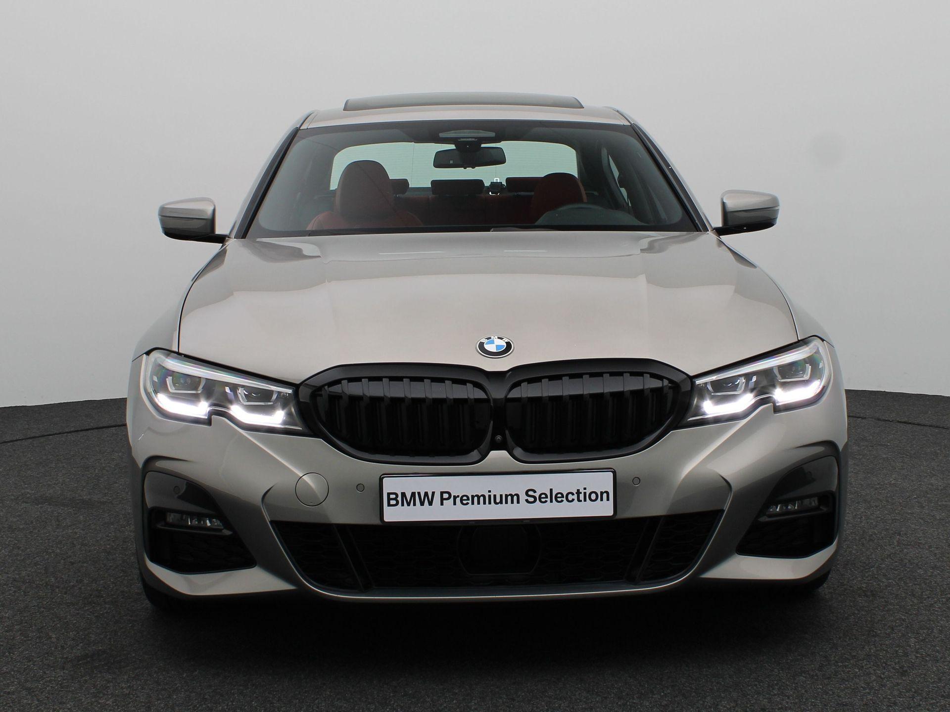 BMW 3 Serie Sedan 330i - Afbeelding 3