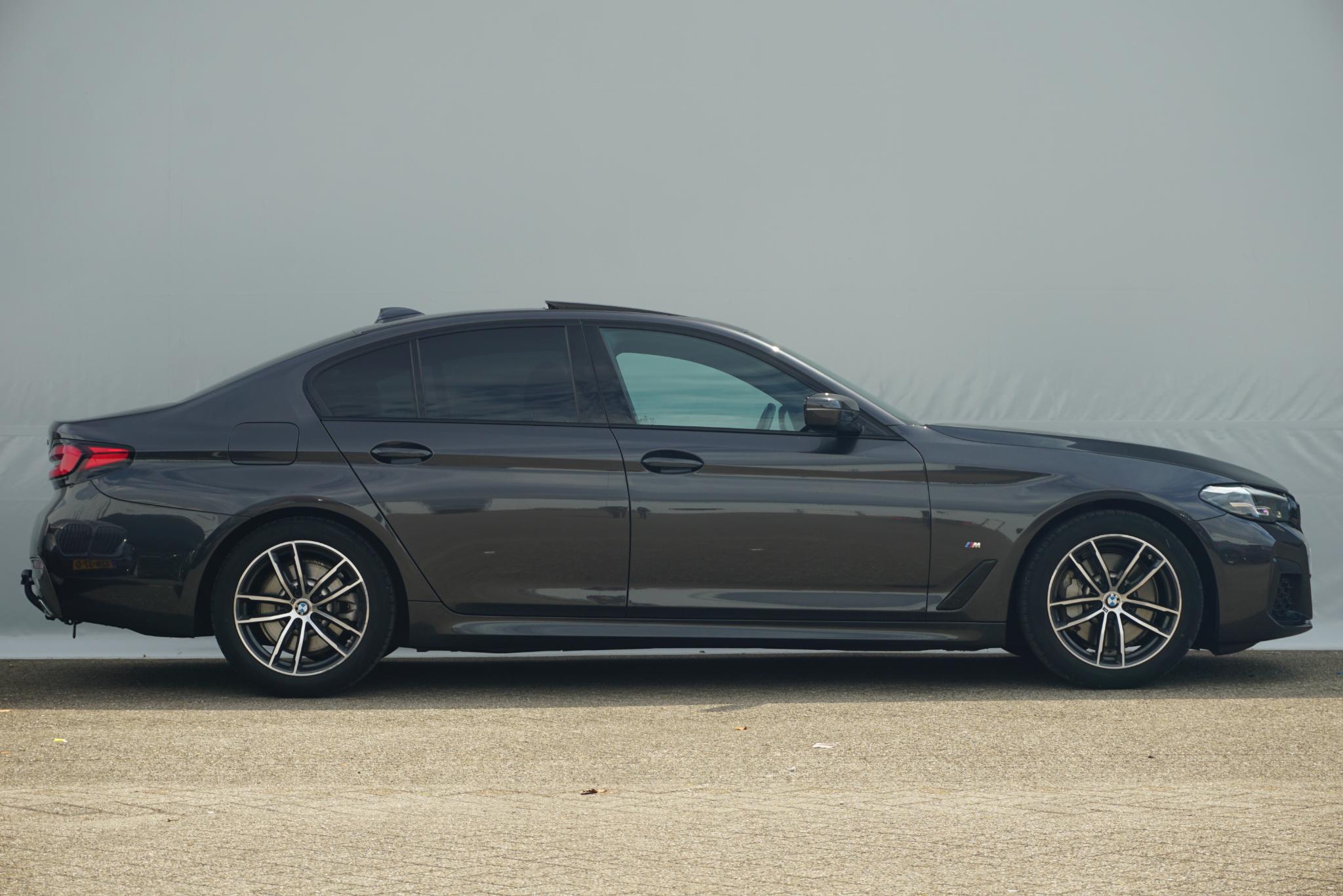 BMW 5 Serie Sedan 530i - Afbeelding 3