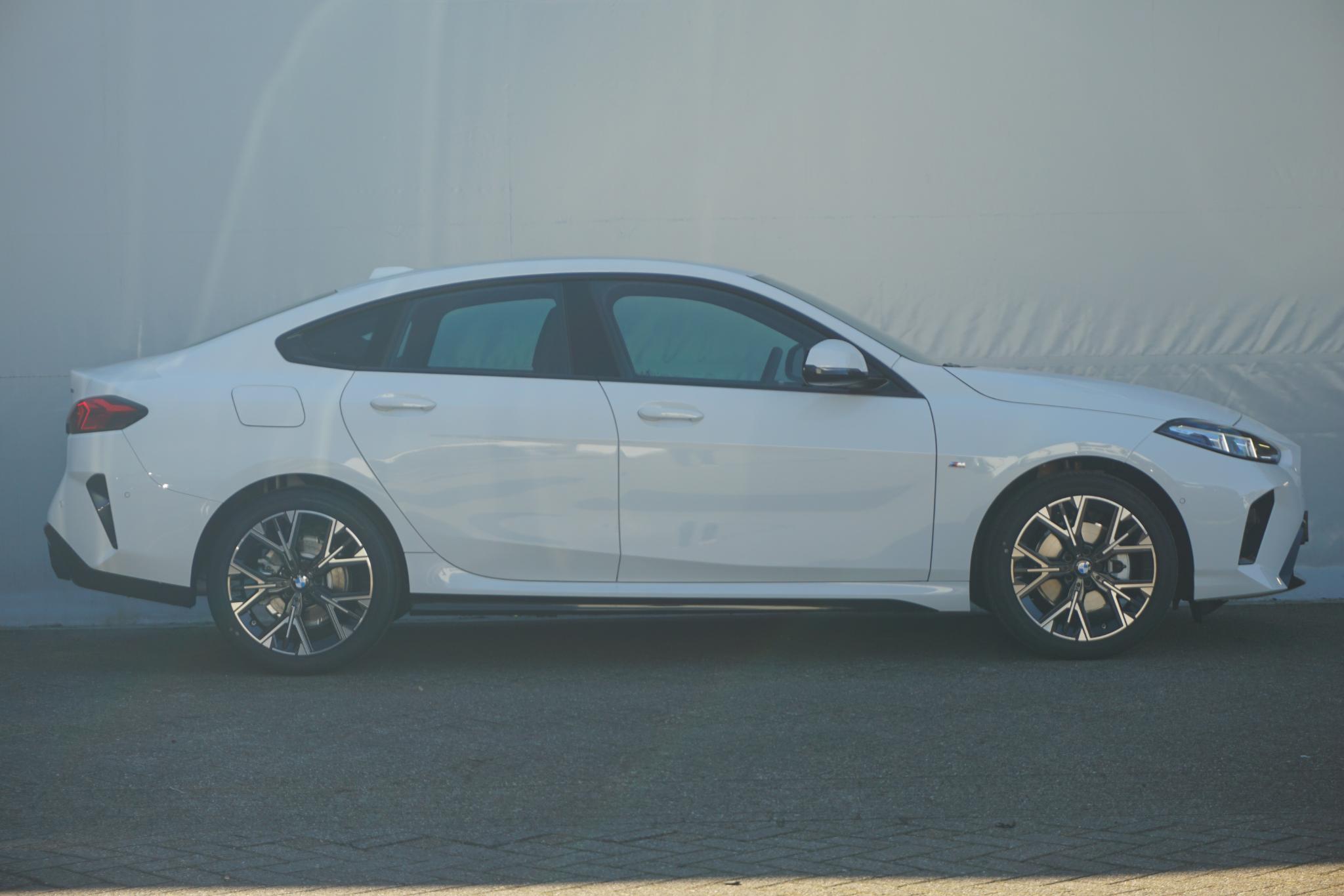 BMW 2 Serie Gran Coupé 220 - Afbeelding 4