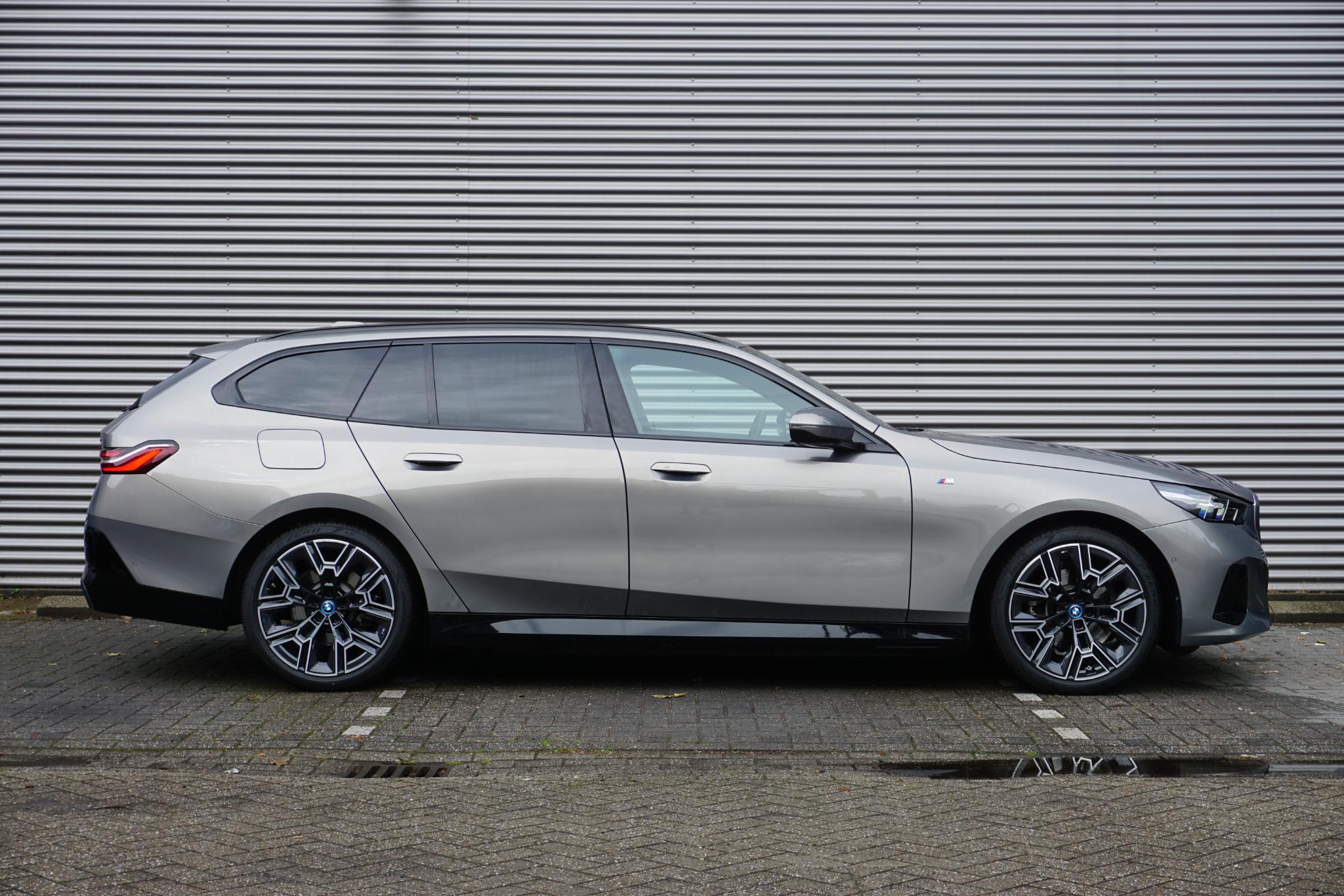 BMW 5 Serie Touring 530e - Afbeelding 4