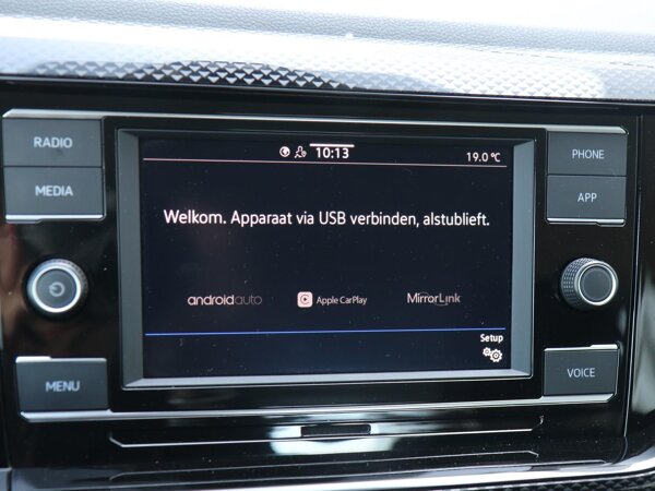 Apple Carplay/Android Auto