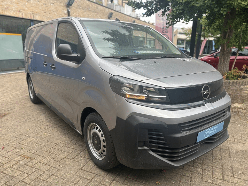 Opel Vivaro VAN L2 1.5 TURBO D 120 MT6 * PARKEERSENSOREN ACHTER * BESCHERMING LAADBAK * BLEUTOOTH * - Afbeelding 1