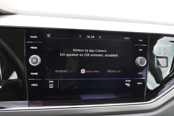 Apple Carplay/Android Auto