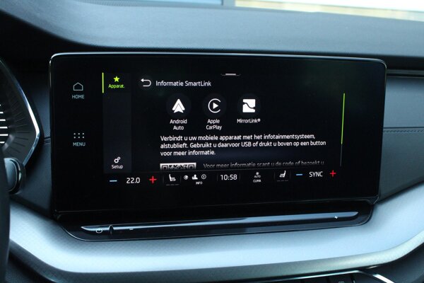 Apple Carplay/Android Auto