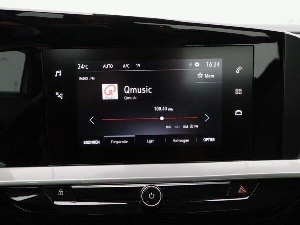 Apple Carplay/Android Auto