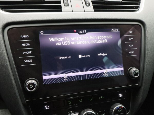 Apple Carplay/Android Auto