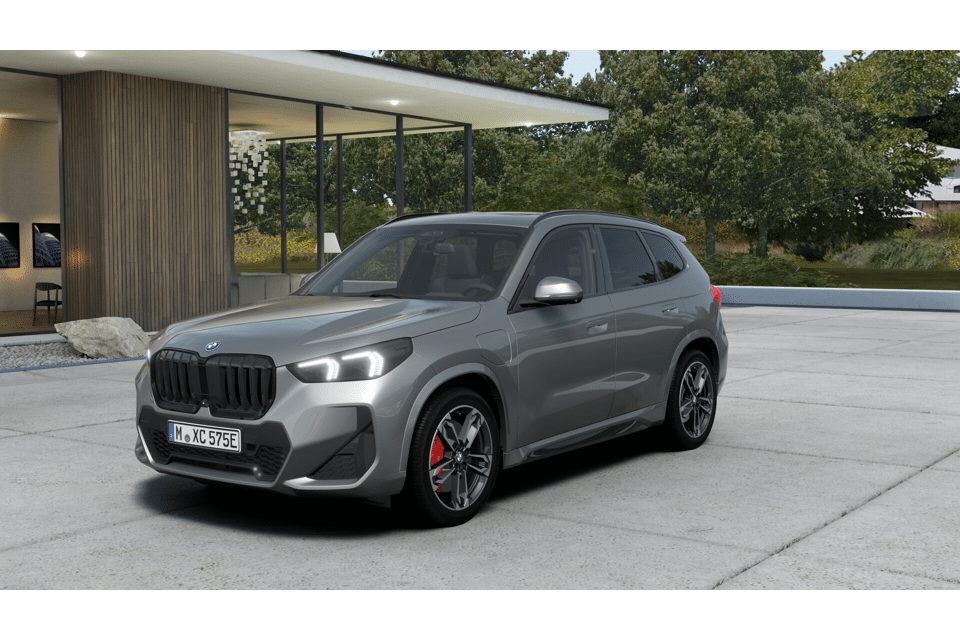 BMW X1 xDrive30e High Executive M Sport Automaat - Afbeelding 1