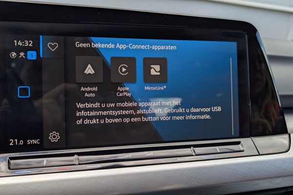 Apple Carplay/Android Auto