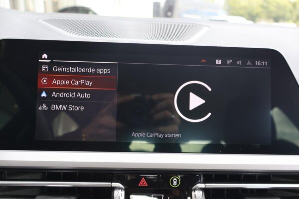 Apple Carplay/Android Auto