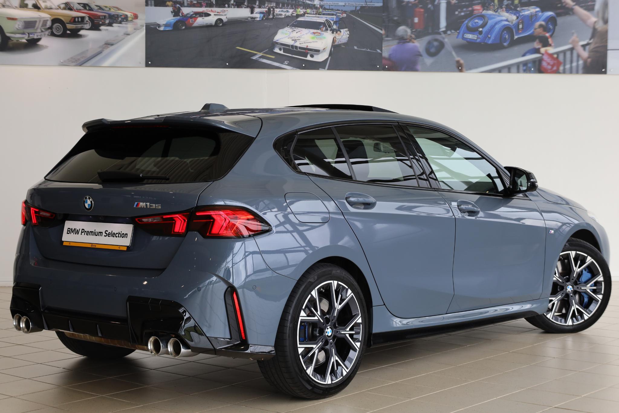 BMW 1 Serie 5-deurs M135 xDrive - Afbeelding 2