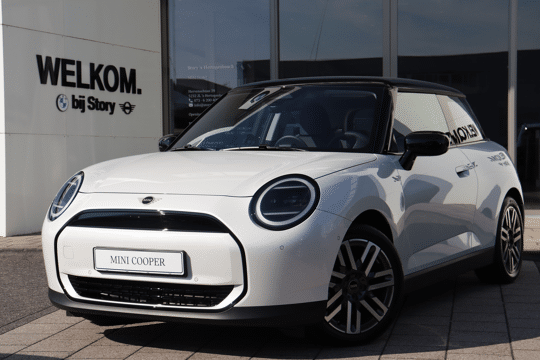 MINI Hatchback Cooper E