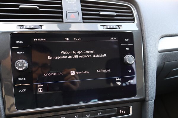 Apple Carplay/Android Auto