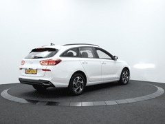 Hyundai i30 Wagon 1.0 T-GDi MHEV Comfort | Navigatie | Camera | Cruise control - Afbeelding 2