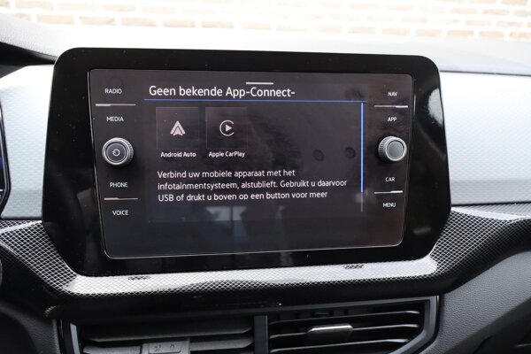 Apple Carplay/Android Auto