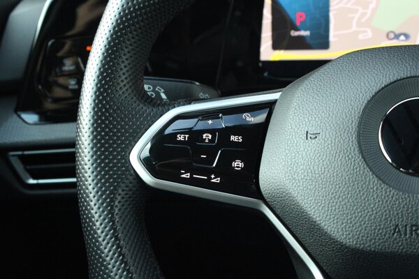 cruise control adaptief met Stop&Go en stuurhulp