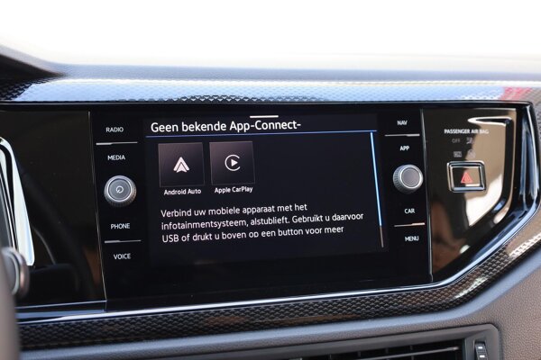 Apple Carplay/Android Auto