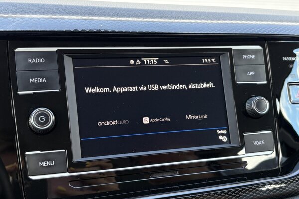 Apple Carplay/Android Auto