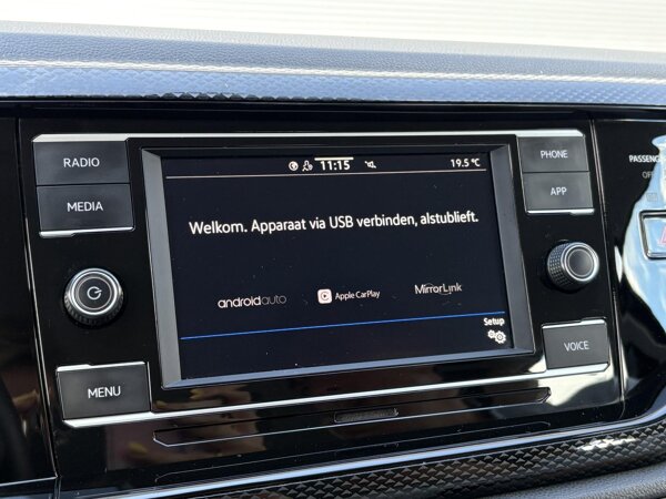Apple Carplay/Android Auto