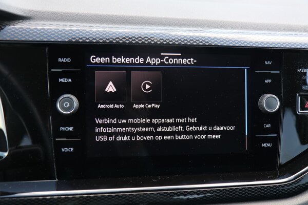Apple Carplay/Android Auto