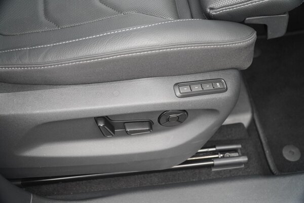 elektrisch verstelb. passagiersstoel met geheugen elektrisch verstelb. passagiersstoel met geheugen