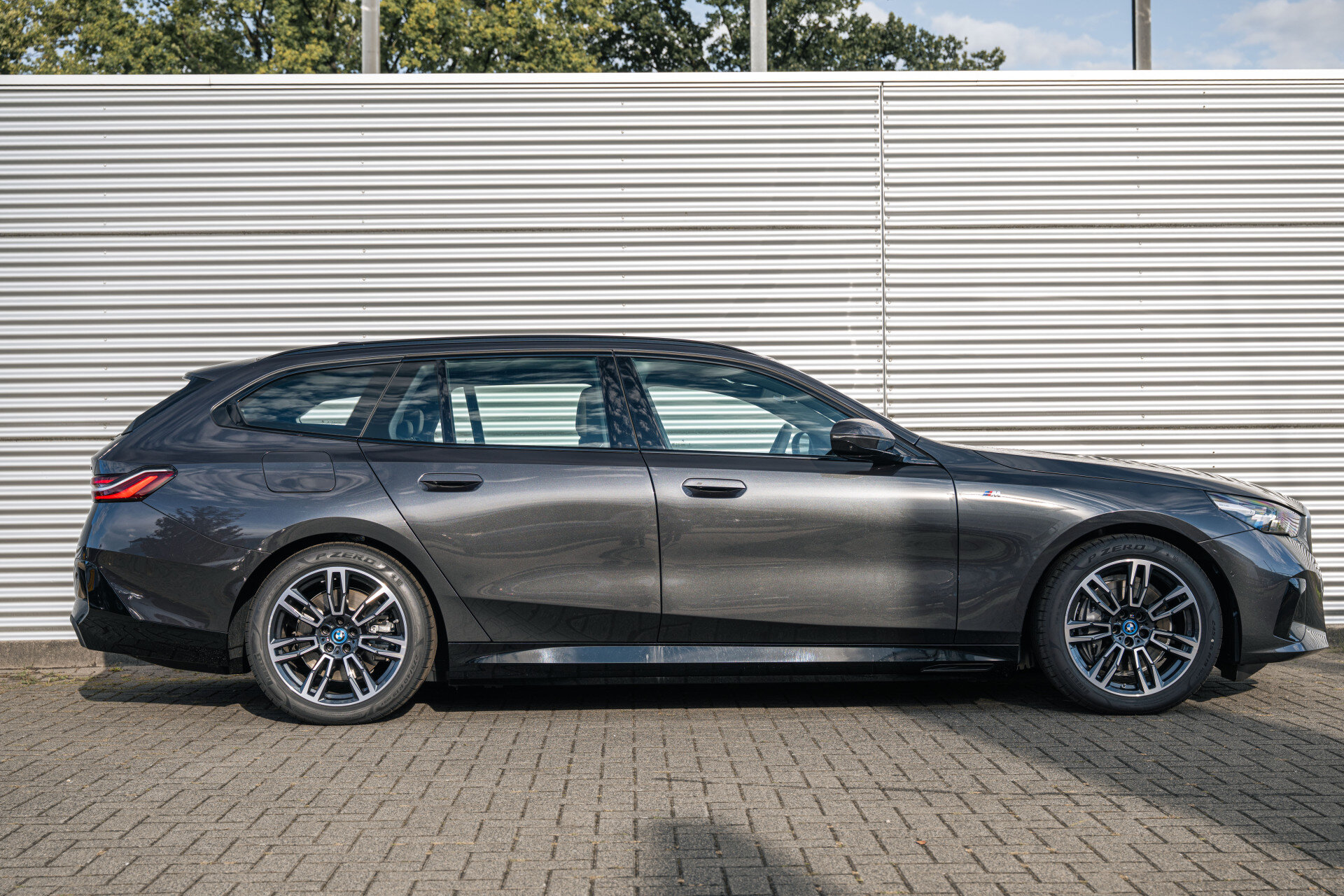 BMW i5 eDrive40 High Executive M Sport - Afbeelding 3