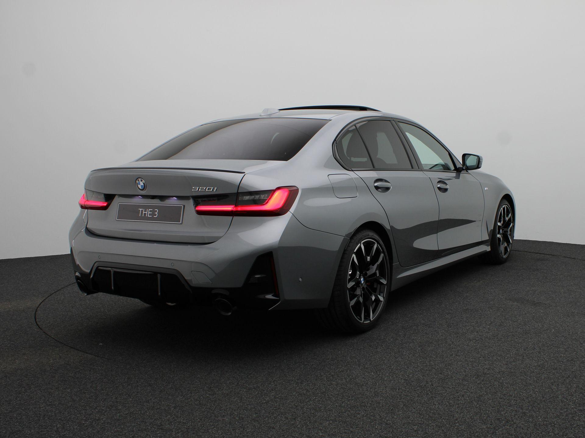 BMW 3 Serie 320i Sedan - Afbeelding 2