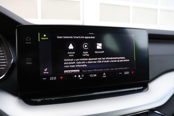 Apple Carplay/Android Auto