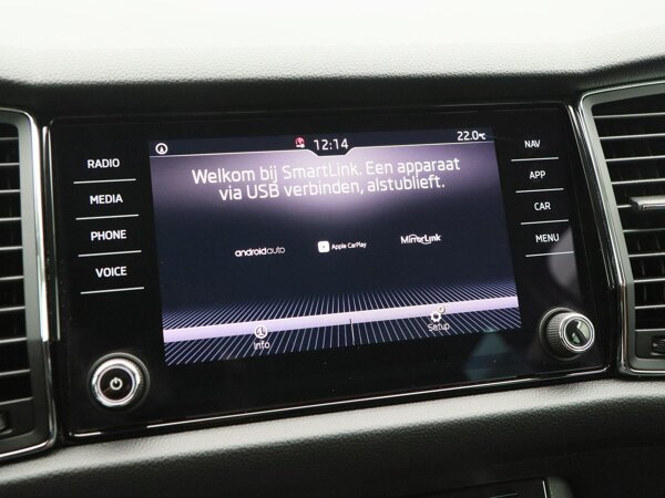 Apple Carplay/Android Auto