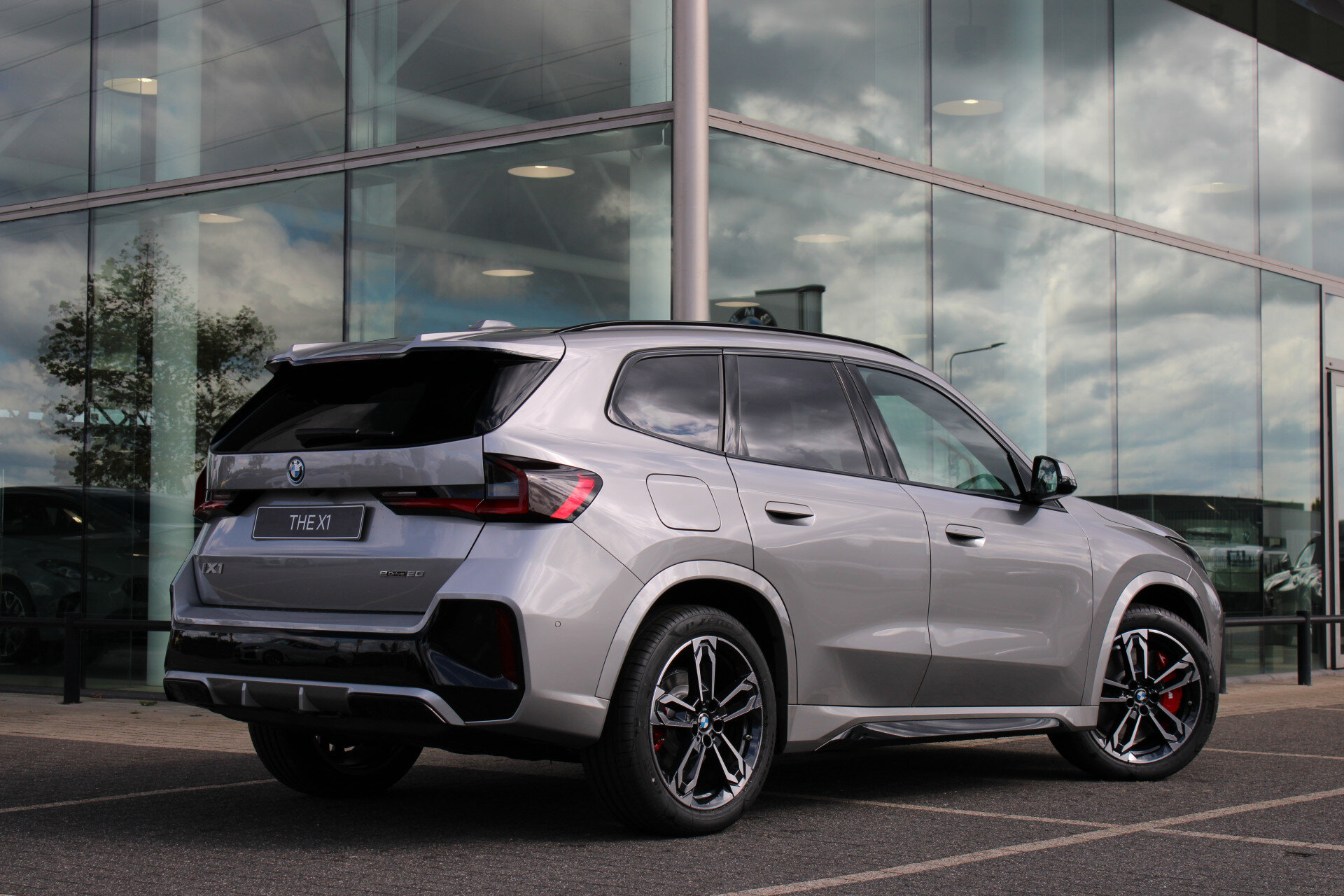 BMW iX1 eDrive20 M Sport - Afbeelding 5