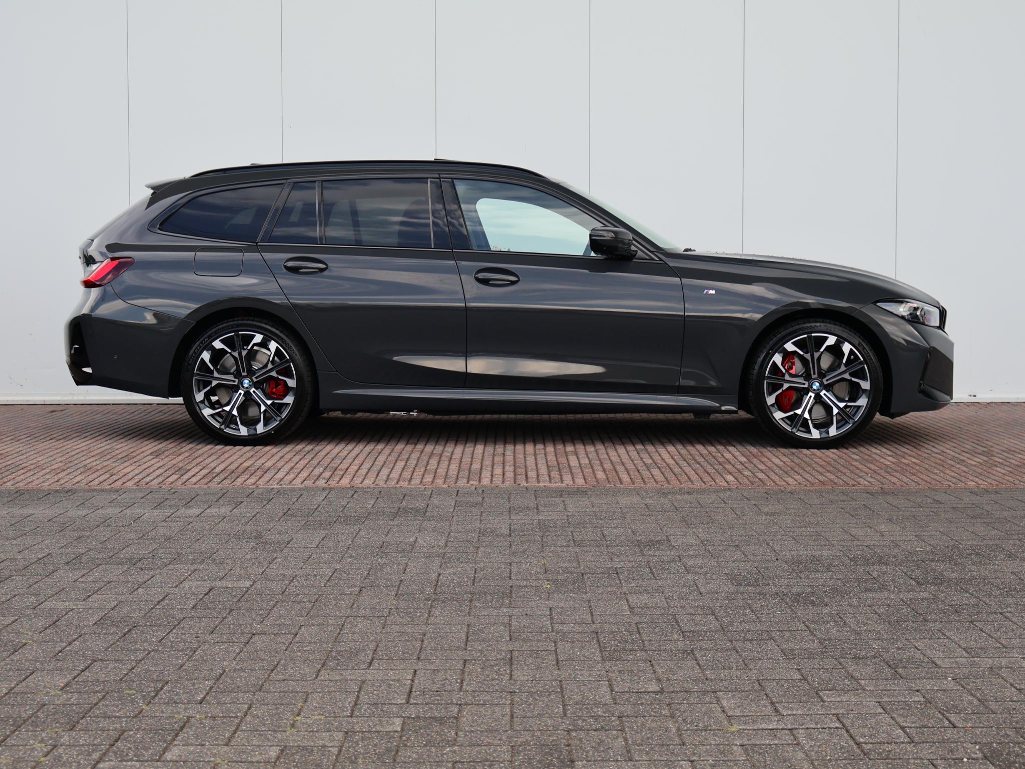 BMW 3 Serie Touring 330e - Afbeelding 4