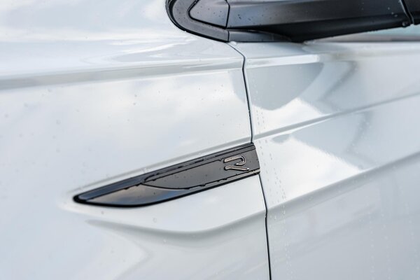 R-Line Exterieur