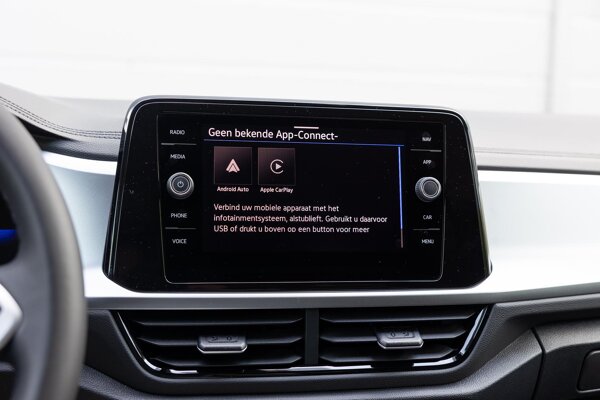 Apple Carplay/Android Auto