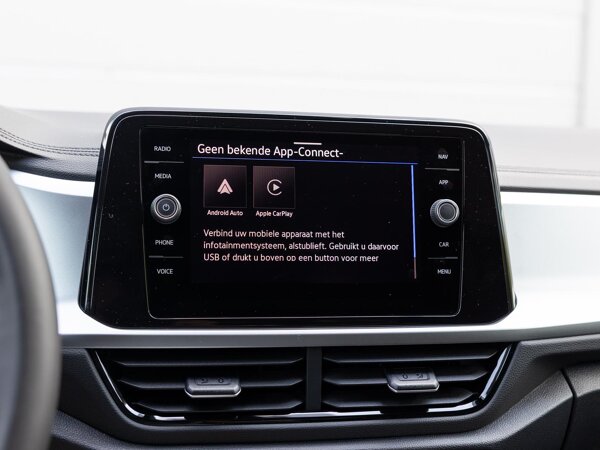 Apple Carplay/Android Auto