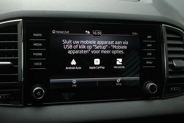Apple Carplay/Android Auto