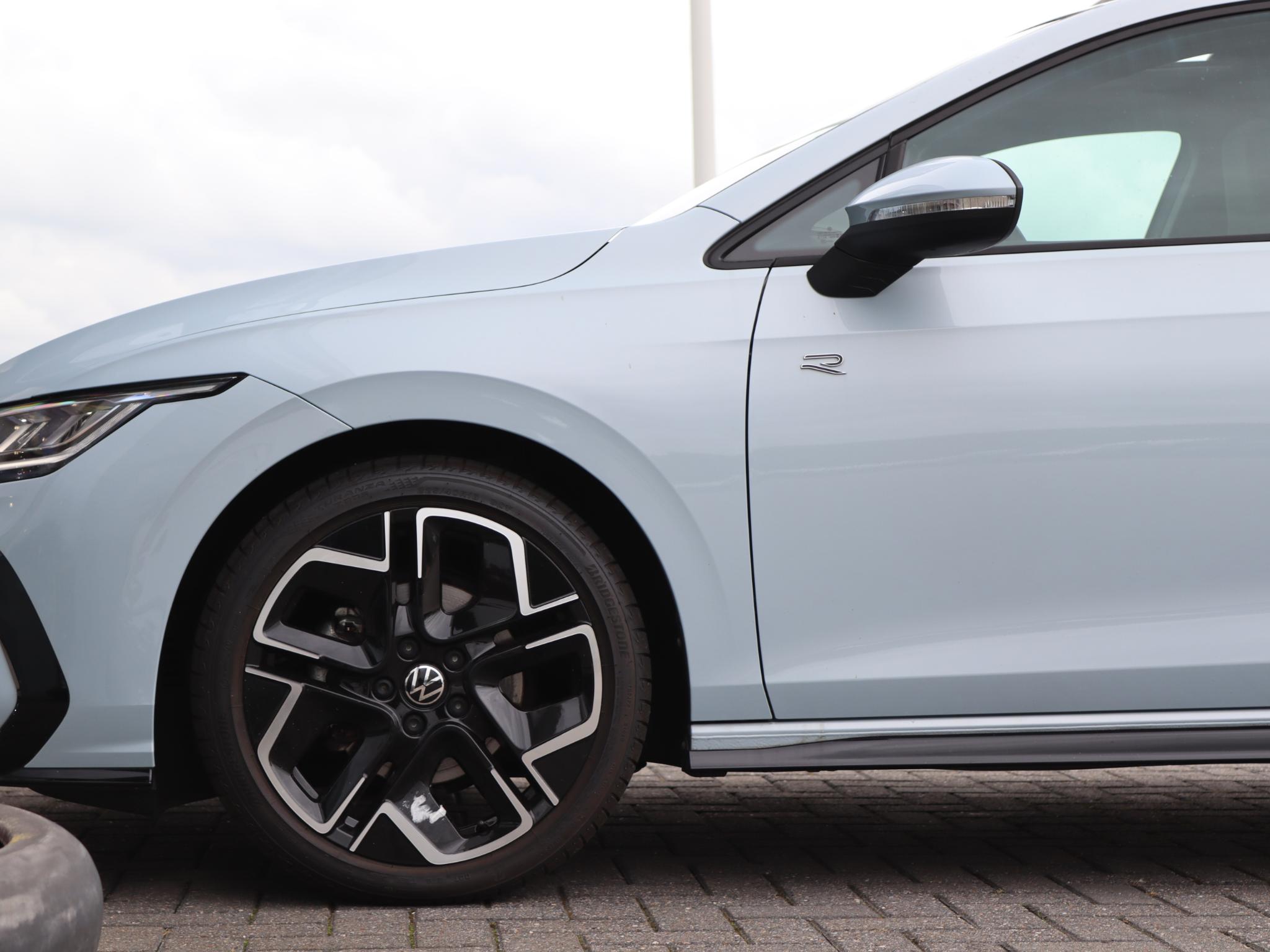 Volkswagen Golf 1.5 eTSI 150 pk DSG R-Line Edition - Afbeelding 2