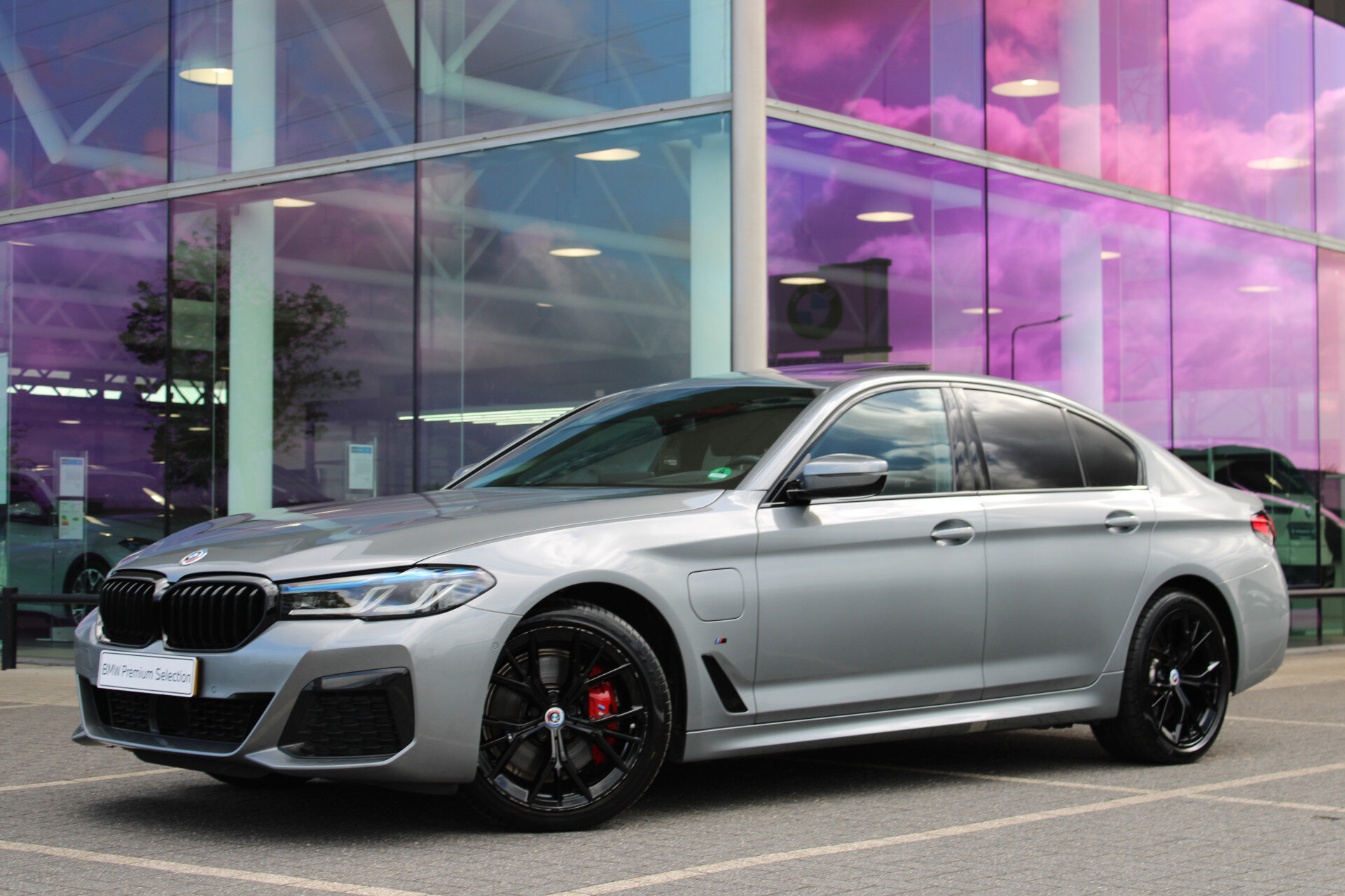 BMW 5 Serie 530e High Executive M Sport Automaat - Afbeelding 2