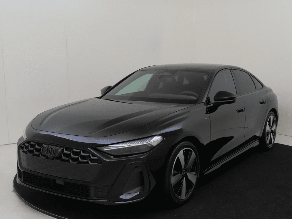 Audi A5 Limousine e-hybrid quattro S tronic 299pk - Afbeelding 1