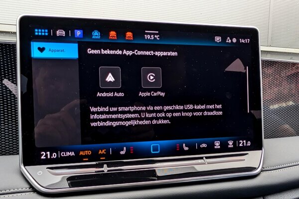 Apple Carplay/Android Auto