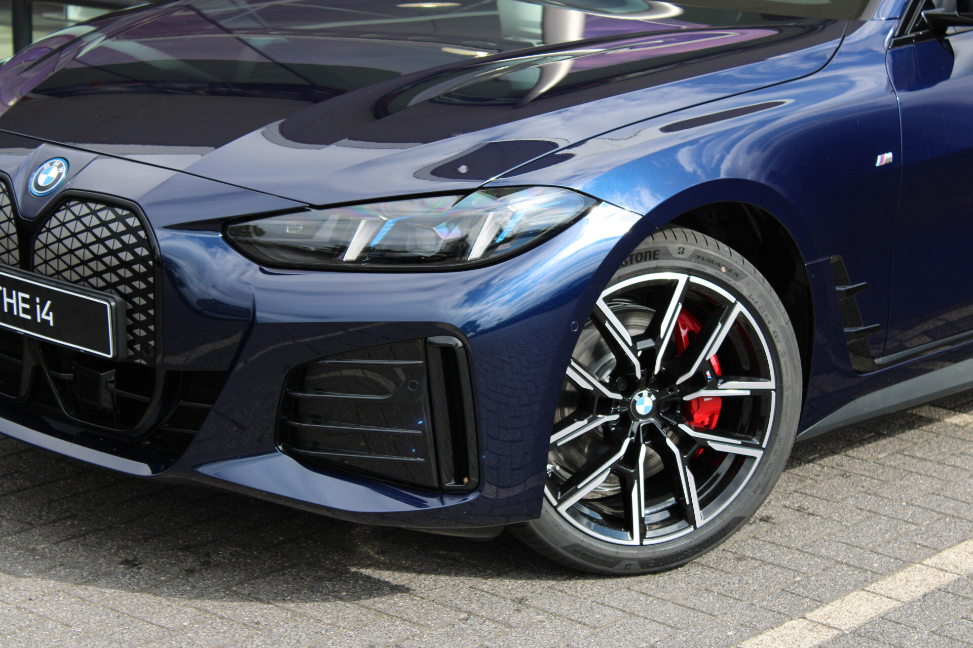 BMW i4 eDrive35 M Sport - Afbeelding 4