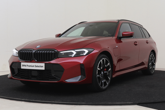 BMW 3 Serie Touring 330e High Executive M Sport Automaat