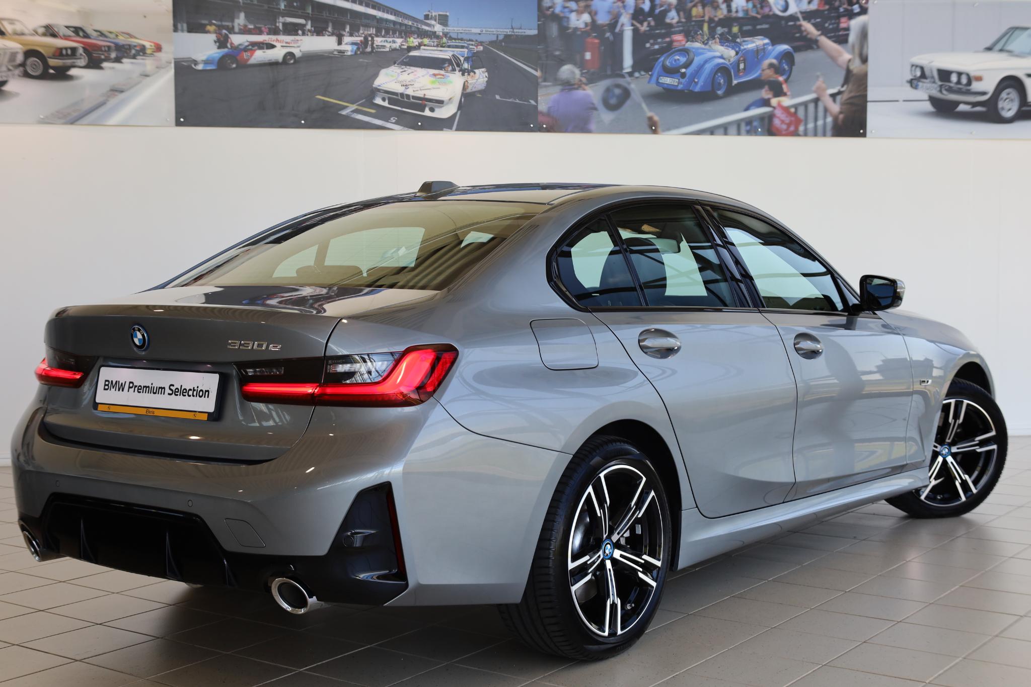 BMW 3 Serie Sedan 330e - Afbeelding 2