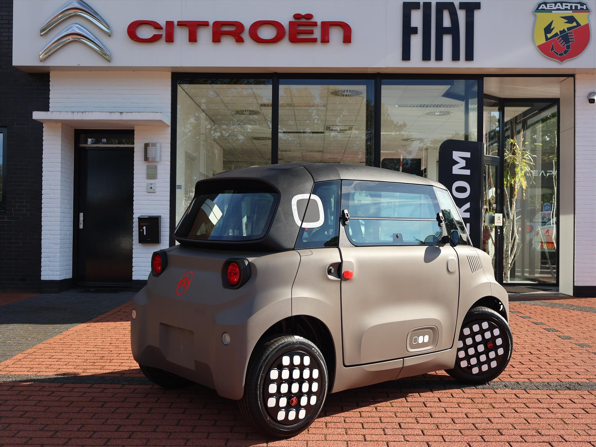 Citroën  Ami EV MyAmi Icy 45km/h NIEUW, Rijklaarprijs | Panoramadak | LED verlichting | - Afbeelding 4