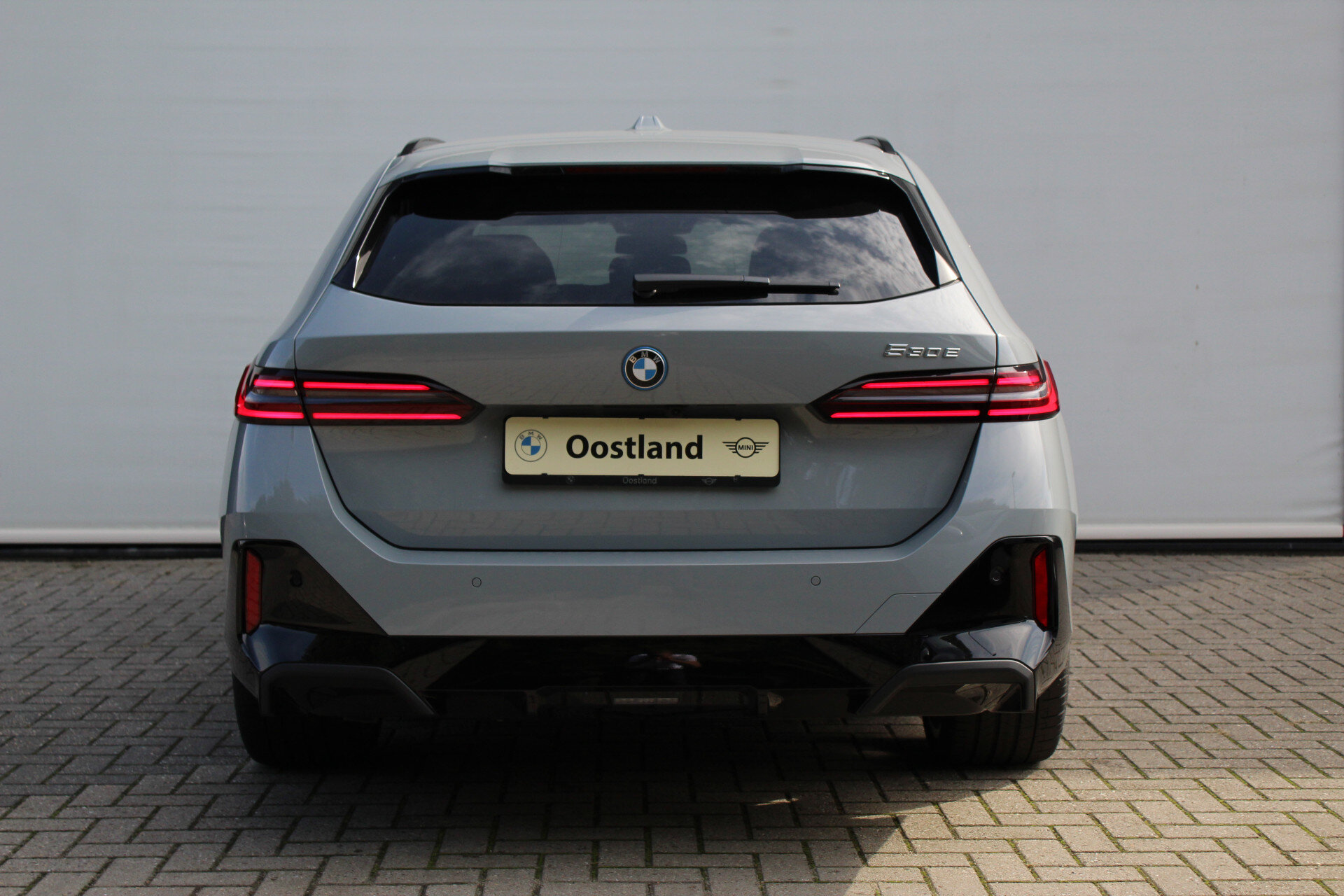 BMW 5 Serie Touring 530e M Sport Automaat - Afbeelding 5