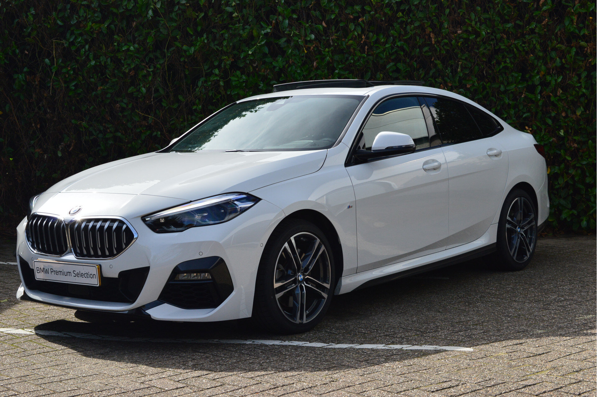 BMW 2 Serie Gran Coupé 220i High Executive M Sport Automaat