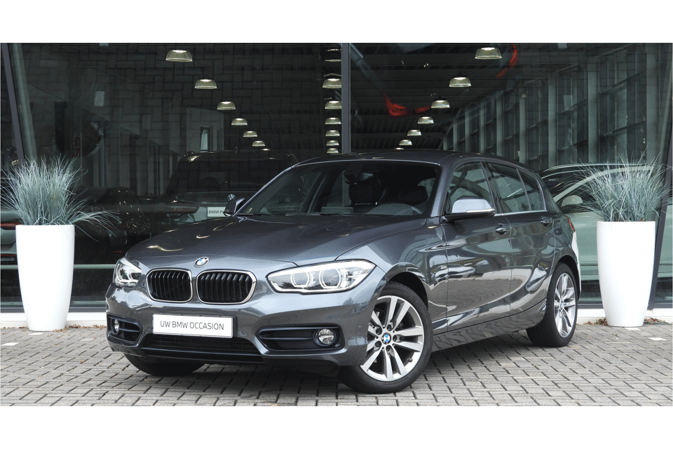 BMW 1 Serie 118i High Executive Sport Line Automaat - Afbeelding 1