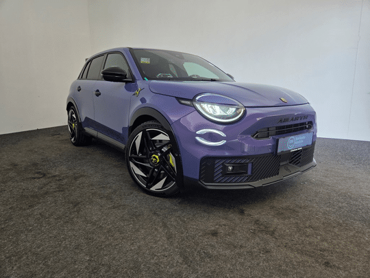 Abarth 600e 600e Scorpionissima *Scorpion Design* *Scorpion Tech*