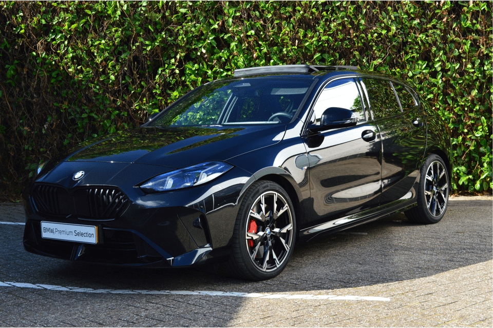 BMW 1 Serie 120 M Sport Automaat - Afbeelding 1
