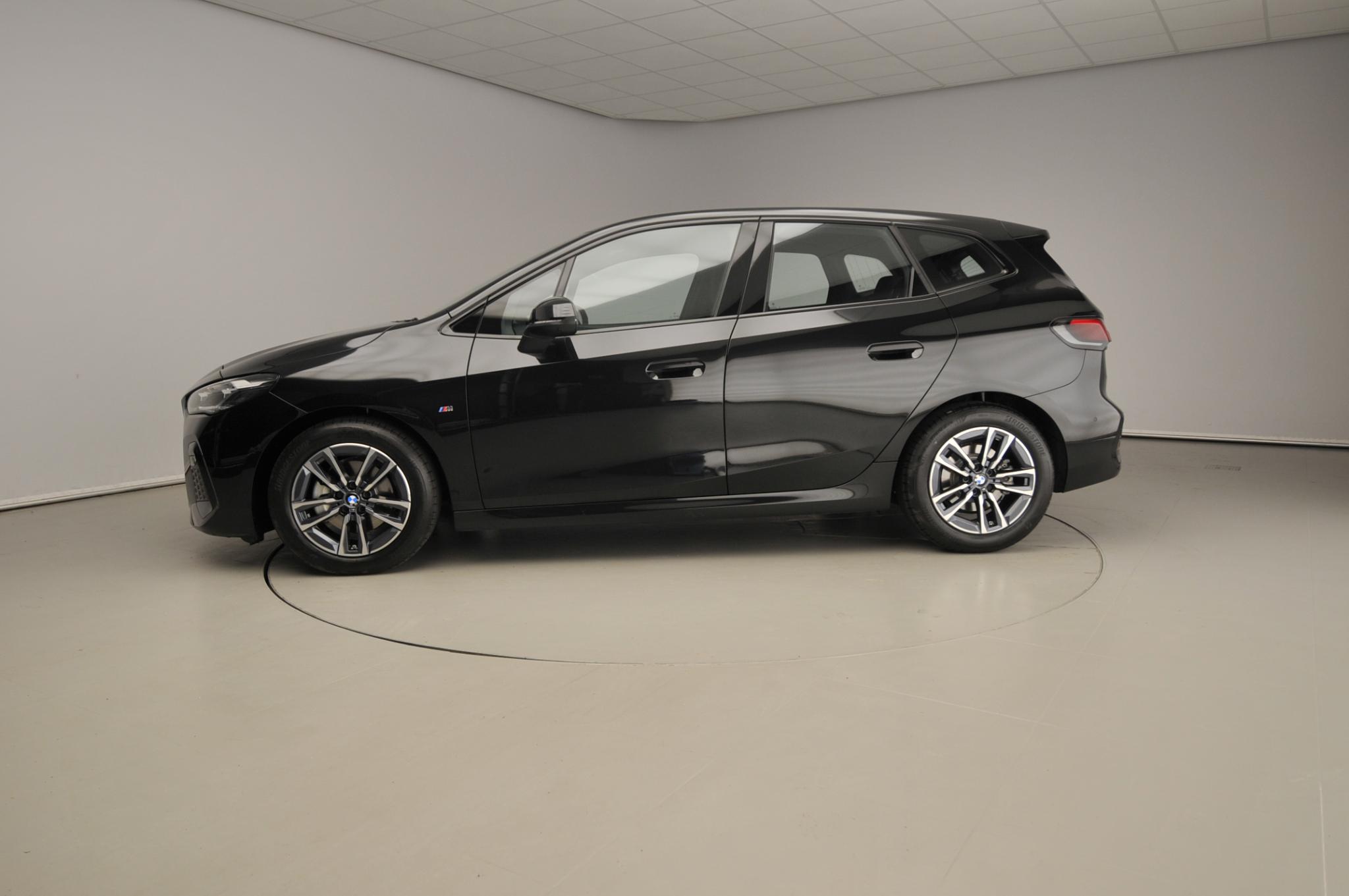 BMW 2 Serie Active Tourer 220i - Afbeelding 2